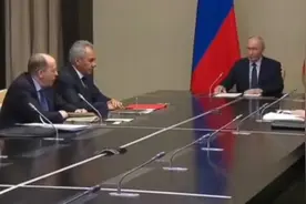 一千乌军攻入俄境内，梅德韦杰夫给俄军提要求，美日趁机背后捅刀图片