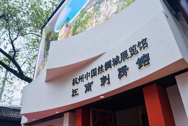 周末来这包出片！5个神仙点位“定格”秋天