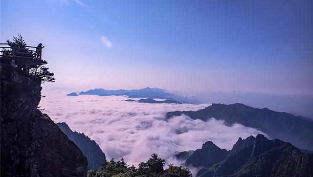 伏牛山世界地质公园老君山“道境滑脱峰林”何以颠覆地貌美学认知​