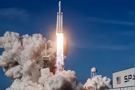 打破美太空霸权！中国向全世界宣布：全球第一颗6G卫星成功发射！图片