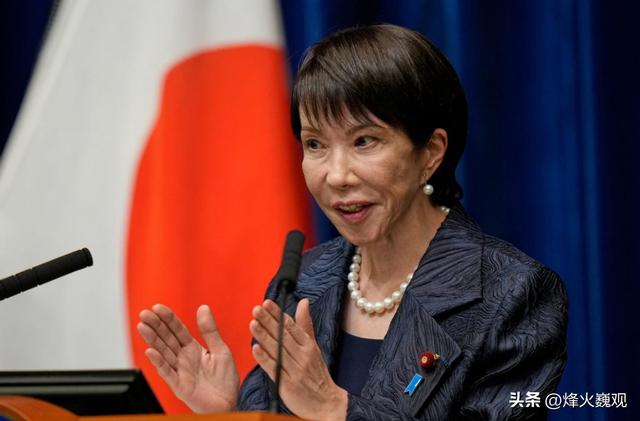 中美通完电话，特朗普一个电话打到东京，高市这回不道歉不行了？