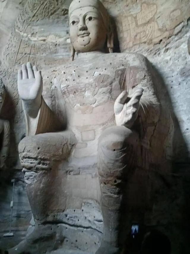 王公昌：云冈石窟漫记