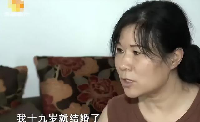 湖南一女子因长得太漂亮，55岁没上过一天班，颜值曝光后网友感慨