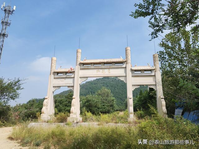 泰安：城西隐藏一处宝藏胜地，一个“天梯”，惊险堪比泰山十八盘