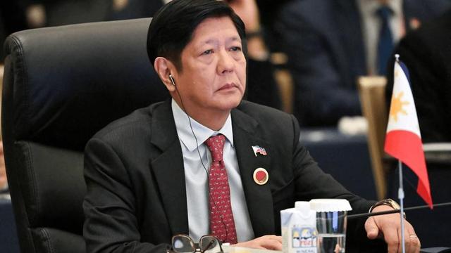 老杜出狱大结局？逮捕他的警察长，连夜出大事，阿基诺家族已参战