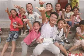 十年前种下的梦想种子长成大树！女大学生发帖感谢厦大支教老师引发全网关注图片