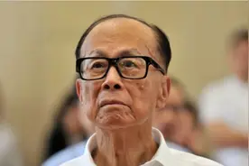 三天之内，官方批评李嘉诚三次，再不回头将被钉历史耻辱柱图片