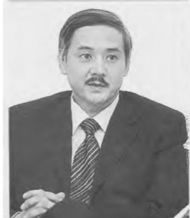 1998年，王光美托人给刘少奇俄罗斯长孙带500美元：回家看看吧！