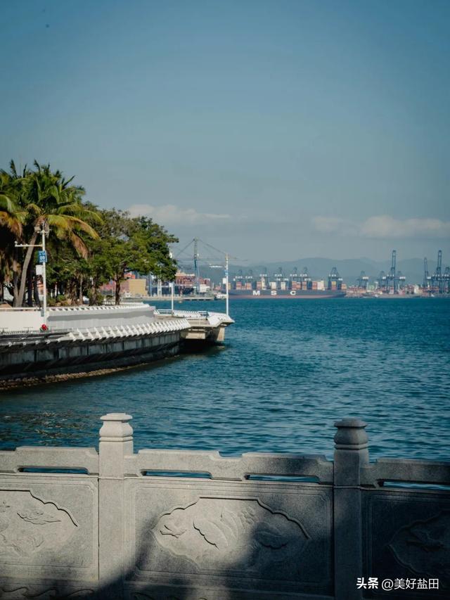 Discover Chung Ying Street’s Hidden Cape Gem!