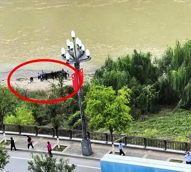 确认死亡！陕西新郎遗体被找到，身上穿喜服，女方：会尽快去看望
