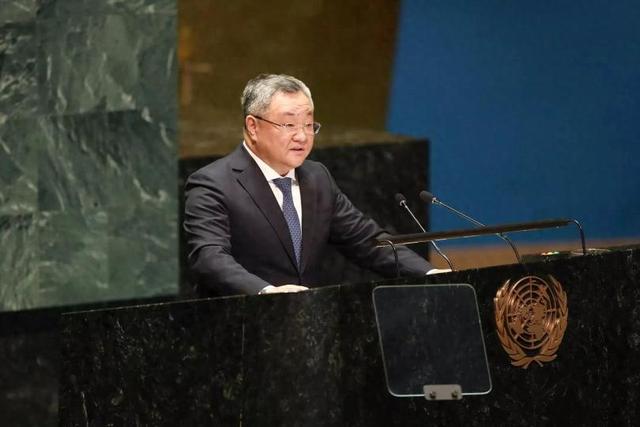 美国发话没用！190多国已收到通知，高市早苗急了	，给中国2个选择