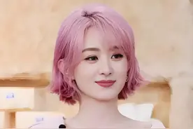 一张照片，暴露了赵丽颖真实处境，林更新还是太精明了图片