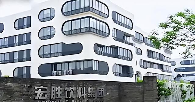 41天反转！宗馥莉重启娃哈哈，经销商倍感压力，曝宗馥莉回去上班