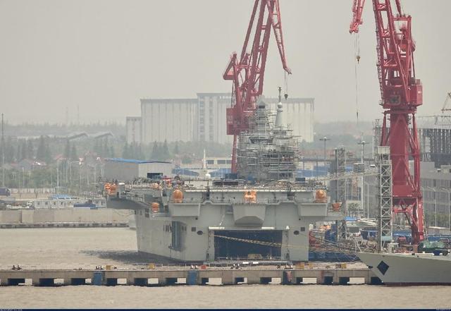 这就弹“小汽车”了？四川舰夜间电磁弹射，放飞隐身机指日可待