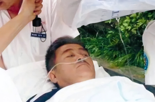 网暴案胜诉仅1月，56岁大衣哥辟谣跳楼身亡，头疼的何止他一人