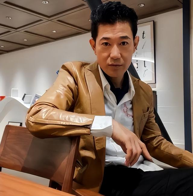 没想到，高市早苗涉华言论风波没完，矢野浩二因一个举动口碑暴涨