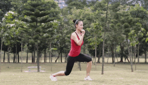 弓步蹲,一个被低估的动作!隔天锻炼一次,这些好处会找上你 xiami 第4张-宁宁快乐篮球 弓步蹲,一个被低估的动作!隔天锻炼一次,这些好处会找上你 (http://www.busunion.cn/) xiami 第4张