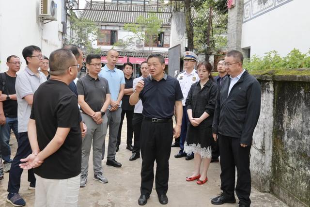 杨国宗在大理市调研旅游市场秩序整治等工作