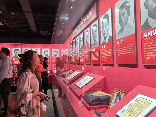 中共四大纪念馆迎来客流高峰，日均观众量屡创新高
