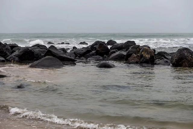 广西广东海南环游（十）存亮湾、硇洲灯塔