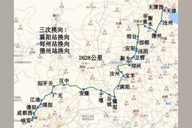 唯一一对中途三次换向的绿皮火车图片