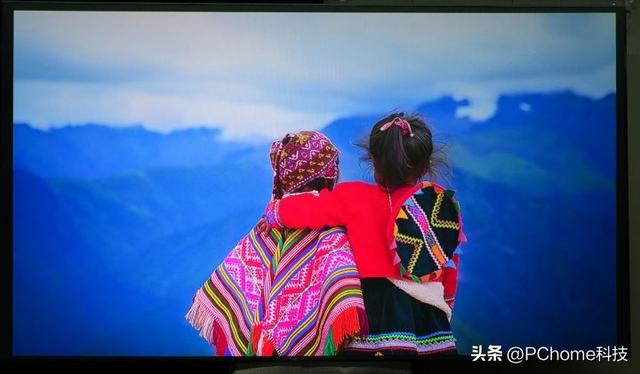 三星绚幕激光投影仪Premiere 5体验：投影也能化身为“触摸屏”！