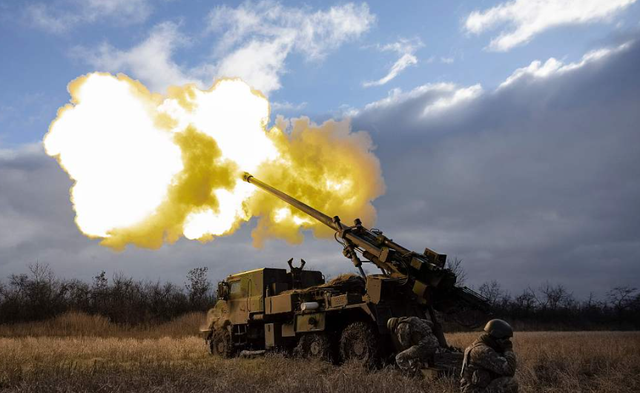 高市早苗拒绝认错，乌克兰派人飞来北京，带来一个中方想要的承诺