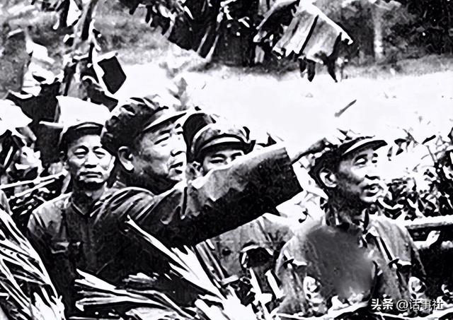 他与吴忠天安门广场相遇，嘱咐对方要辨明是非，对方也无法左右？