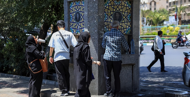 伊朗旱灾告急！总统警告1600万人恐断水，前市长却呛声：天大笑话