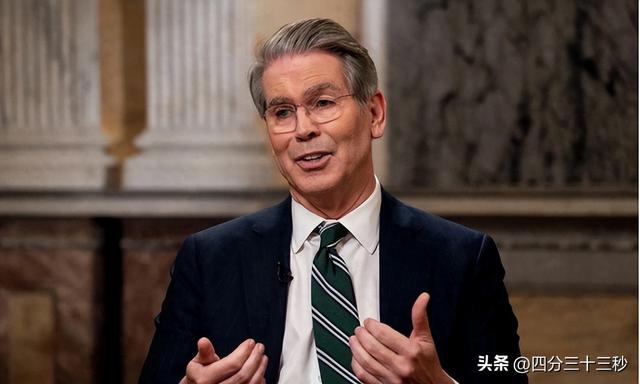 24小时内，特朗普连退三步，美财长交了底：中国有我们想要的东西