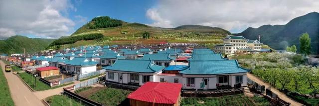 乘着高铁游白山 | “百区百景”打卡攻略之长白果园朝鲜族民俗村