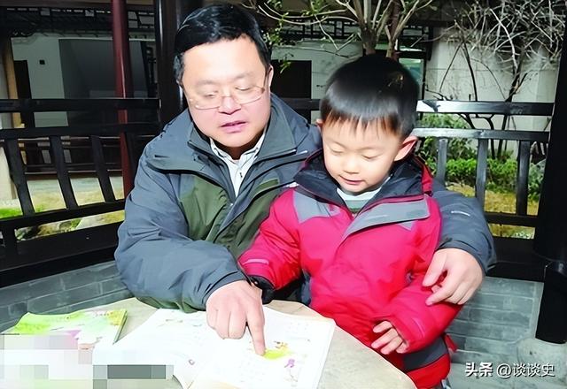 13年前	，被父亲逼迫零下13度裸跑的4岁小男孩，如今过得怎么样？