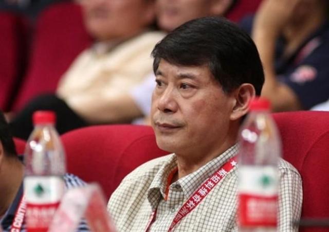 逼姚明退役，毁了王治郅，他凭一己之力让中国篮球倒退了二十年！