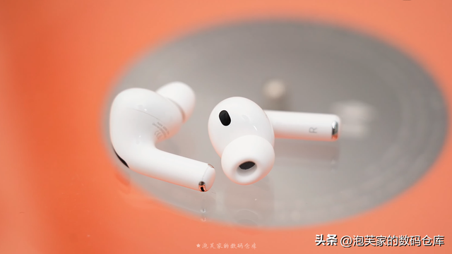 降噪更强 AirPods Pro3体验 国产耳机有一个能打的吗？