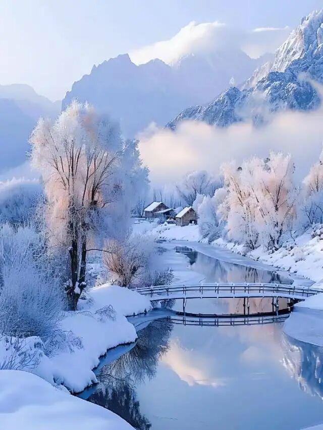 冬日里的仙境，银装素裹，醉人的美！
