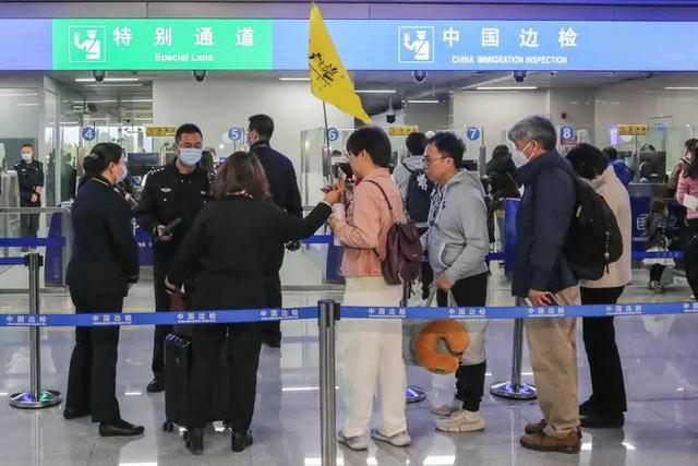 海外游客来华暴增,既挣到了钱,又推进了开放,更改善了中国形象