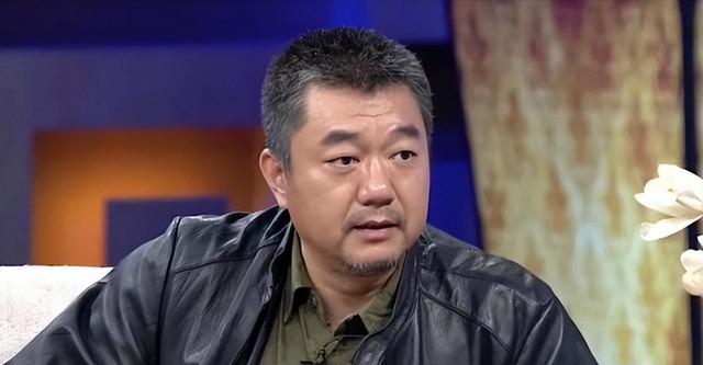 董勇现状：和二婚老婆住北京豪宅，57岁真显老，与女儿同框像爷孙