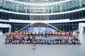 从幼儿园萌娃到大学生，AI创新港研学忙→图片