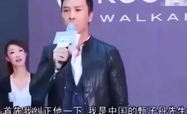 谢霆锋没想到，张柏芝凭阅兵当天的举动，口碑暴增，尽显格局之大