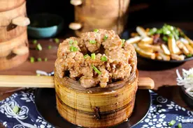 粉蒸肉，不能直接上锅，少了重要2步，难怪不烂不入味，还特油腻图片