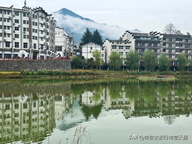 陕南石泉县后柳古镇汉江三峡