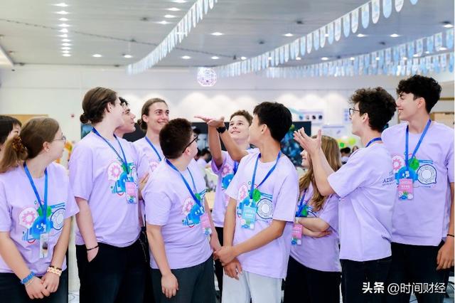 2025中美青年创客大赛总决赛暨2025国际青少年人工智能机器人创新交流营在京成功举办