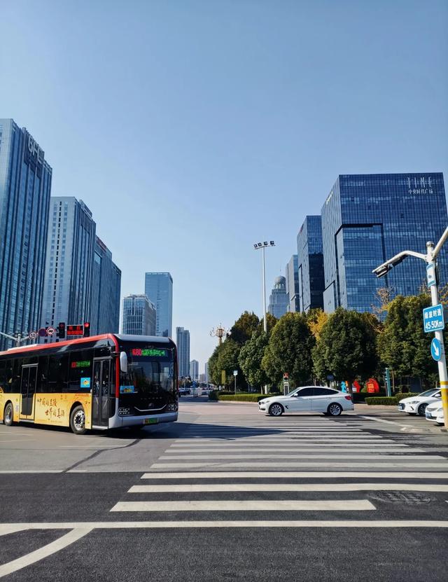 我是上海人，周末杀到临沂，结果被这个“北方小上海”惊到了！