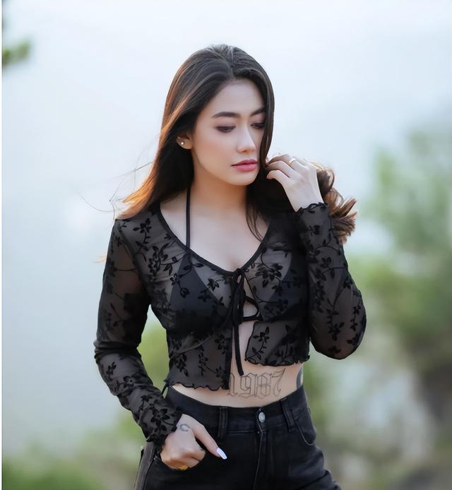 缅甸第一性感女神刚出狱又惹恼警方	，辣眼视频流出