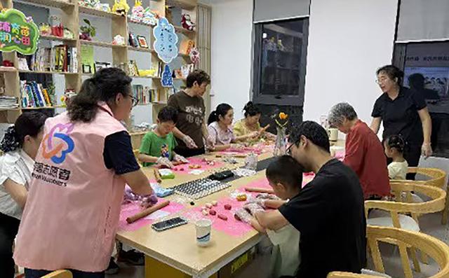 情聚金秋!园区点亮中秋团圆时