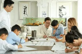 李兆基豪宅曝光！耗资40 亿修建十年，祖孙三代同住，被称李氏皇宫图片