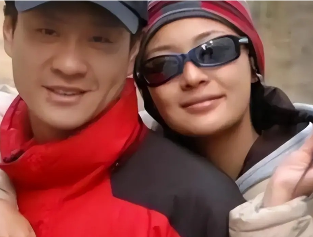 内娱负心汉，与救命恩人离婚娶小三，如今前妻红了，他却糊了！