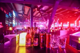 喝醉了酒，一定要远离异性！揭秘人性潜规则图片