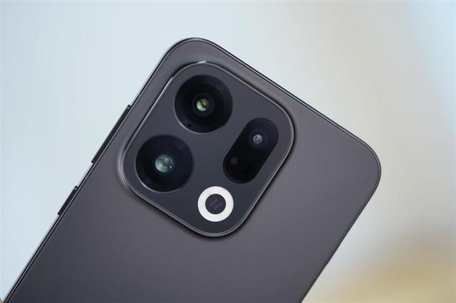 最强的超质感标准版！OPPO Find X9评测: 高参数高体验