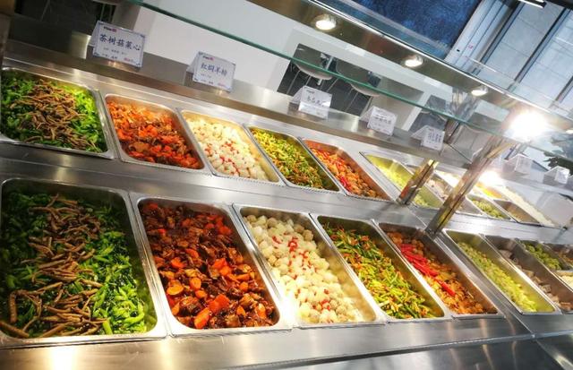 低价外卖正在“杀死”饭店？外卖5元堂食13元！消费者却纷纷叫好